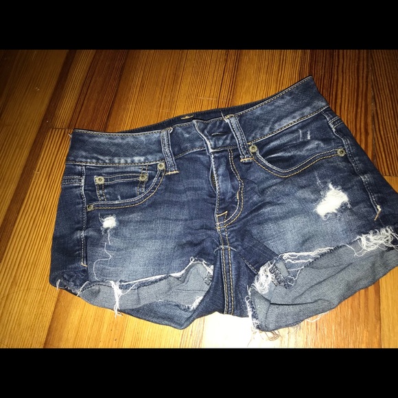 American Eagle Shorts - Picture 6 of 8